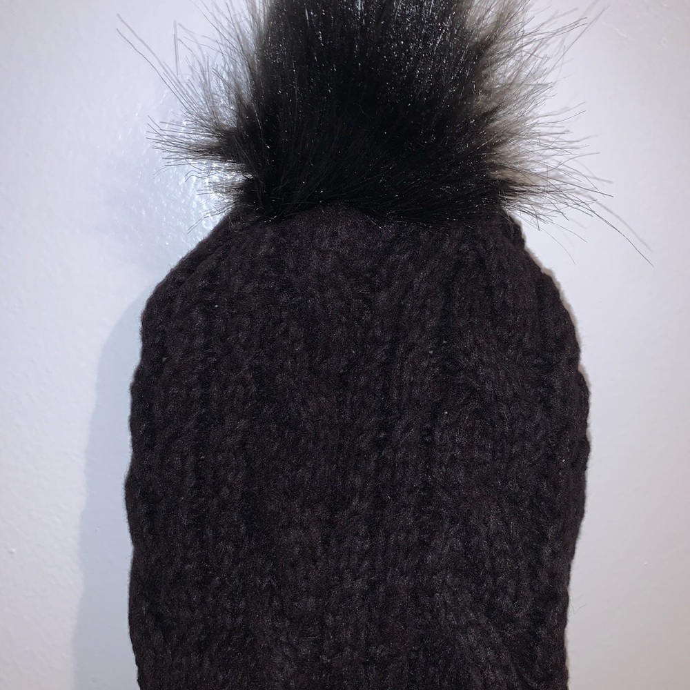 Black fur beanie